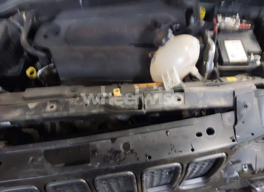 Photo 10 of 2021 Jeep Renegade 80TH ANNIVERSARY 4X4 (VIN ZACNJDBB0MPM74830)