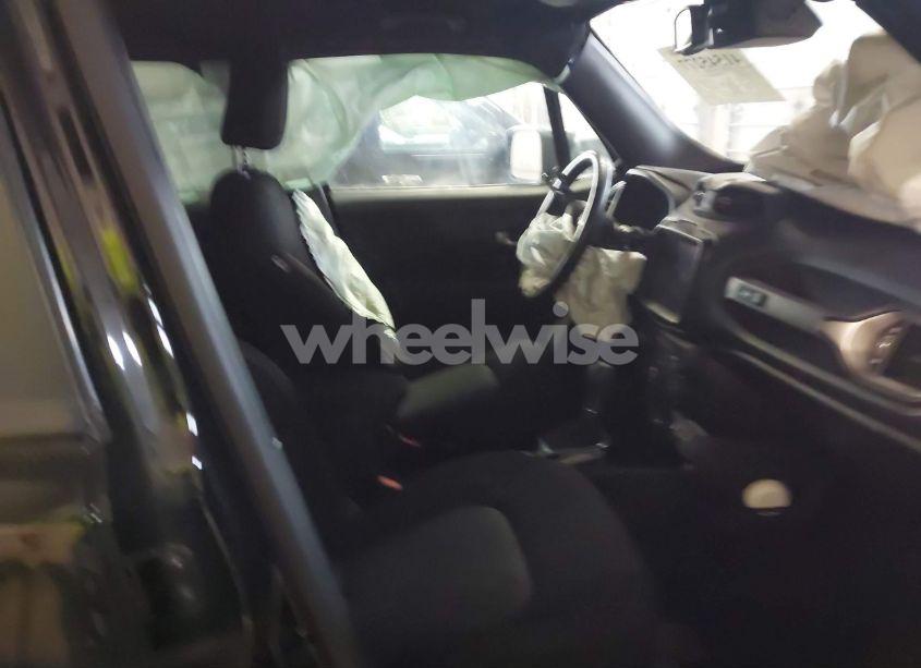 Photo 5 of 2021 Jeep Renegade 80TH ANNIVERSARY 4X4 (VIN ZACNJDBB0MPM74830)