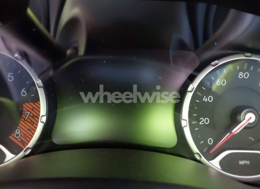 Photo 16 of 2021 Jeep Renegade LATITUDE 4X4 (VIN ZACNJDBB0MPN08135)