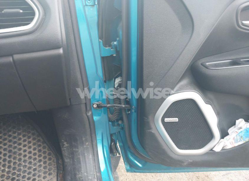 Photo 19 of 2021 Jeep Renegade LATITUDE 4X4 (VIN ZACNJDBB2MPM72609)