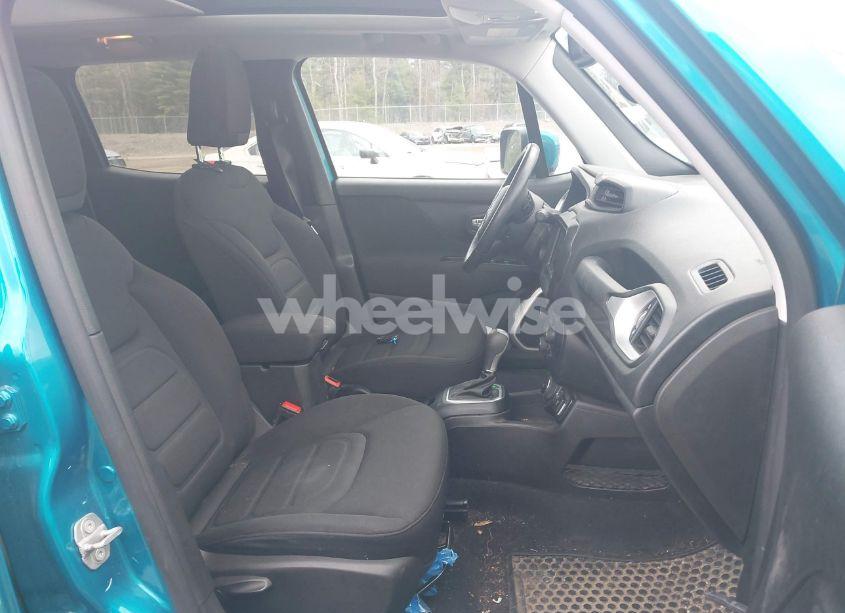 Photo 5 of 2021 Jeep Renegade LATITUDE 4X4 (VIN ZACNJDBB2MPM72609)