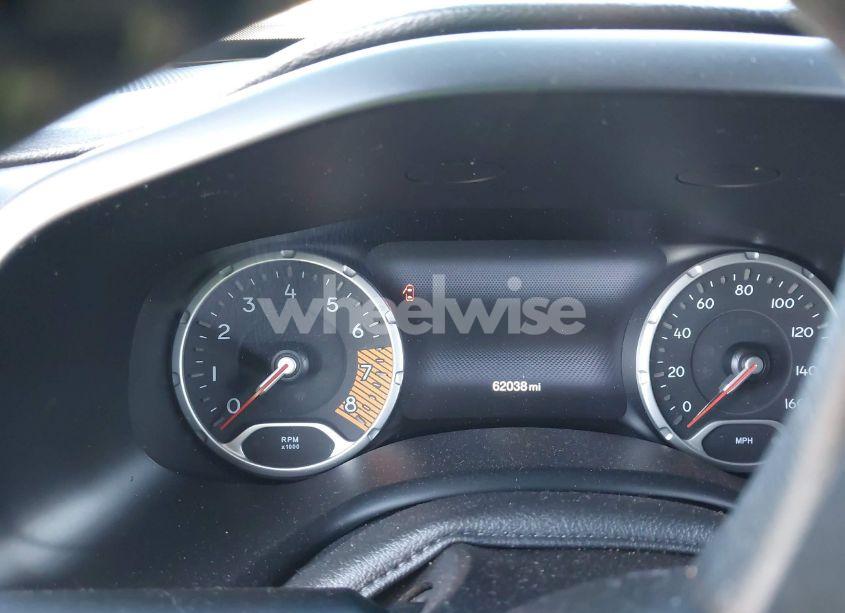 Photo 7 of 2021 Jeep Renegade 80TH ANNIVERSARY 4X4 (VIN ZACNJDBB2MPM79995)