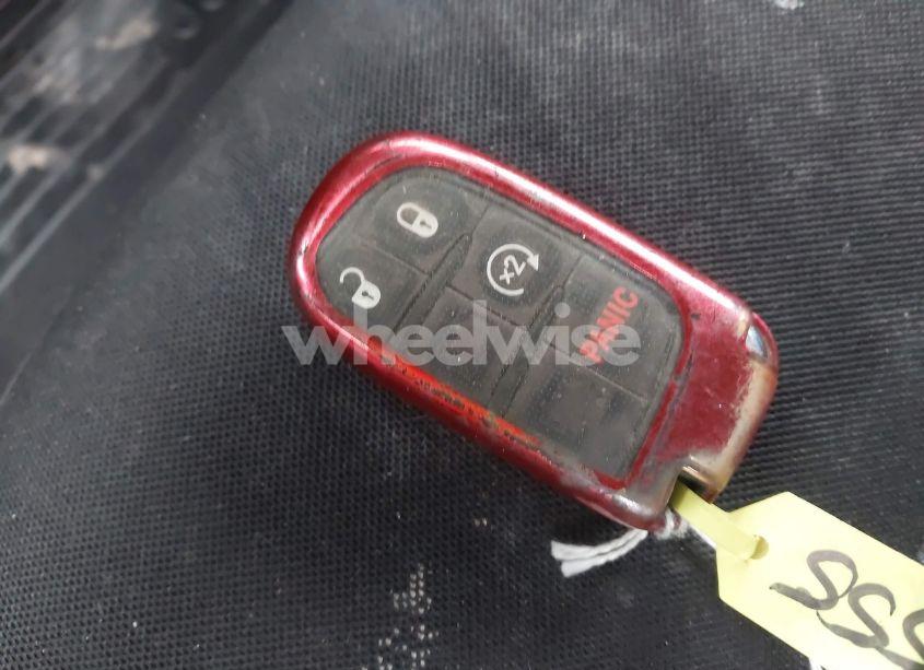 Photo 11 of 2021 Jeep Renegade 80TH ANNIVERSARY 4X4 (VIN ZACNJDBB4MPM54242)