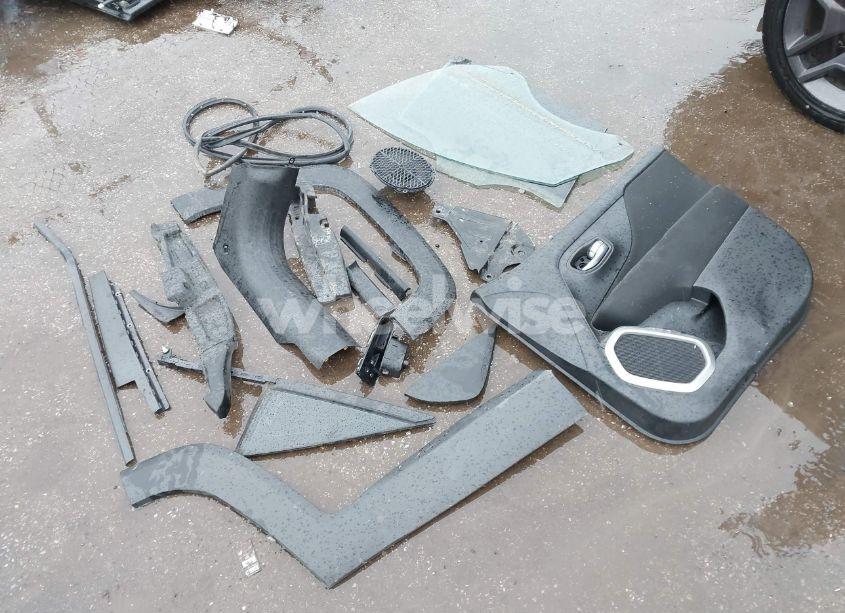 Photo 12 of 2021 Jeep Renegade 80TH ANNIVERSARY 4X4 (VIN ZACNJDBB4MPM54242)