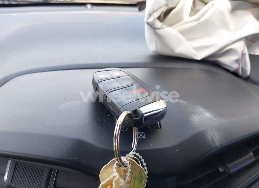 Photo 11 of 2021 Jeep Renegade 80TH ANNIVERSARY 4X4 (VIN ZACNJDBB5MPN33810)