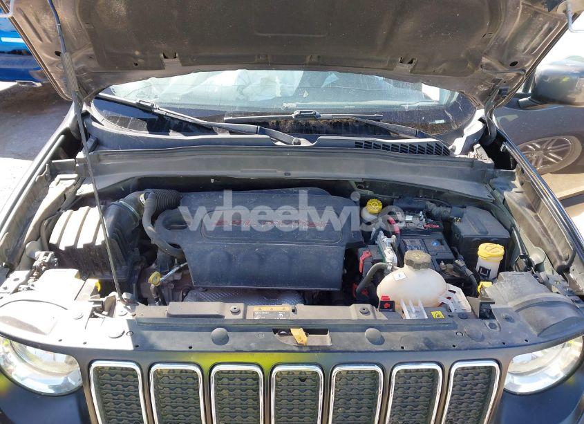 Photo 10 of 2021 Jeep Renegade LATITUDE 4X4 (VIN ZACNJDBB8MPM28565)