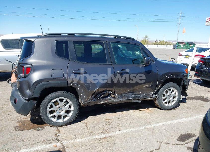 Photo 13 of 2021 Jeep Renegade LATITUDE 4X4 (VIN ZACNJDBB8MPM28565)