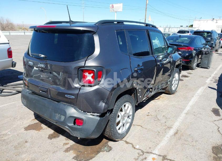 Photo 4 of 2021 Jeep Renegade LATITUDE 4X4 (VIN ZACNJDBB8MPM28565)