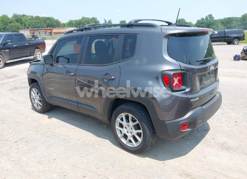 Photo 3 of 2021 Jeep Renegade LATITUDE 4X4 (VIN ZACNJDBB9MPN13625)