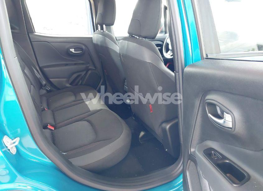 Photo 8 of 2021 Jeep Renegade TRAILHAWK 4X4 (VIN ZACNJDC11MPN27041)