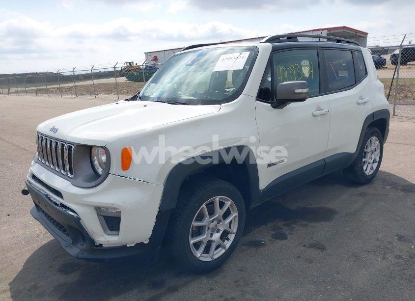 Photo 2 of 2021 Jeep Renegade LIMITED 4X4 (VIN ZACNJDD15MPM49765)