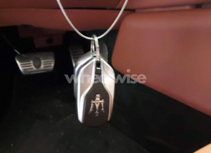 Photo 11 of 2015 Maserati Quattroporte S Q4 (VIN ZAM56RRA8F1141384)