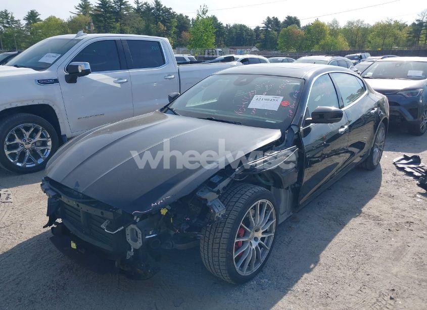 Photo 2 of 2017 Maserati Quattroporte S Q4 GRANLUSSO (VIN ZAM56RRL5H1204266)