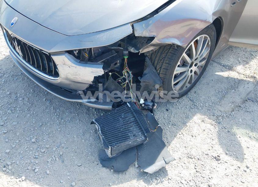 Photo 6 of 2015 Maserati Ghibli S Q4 (VIN ZAM57RTA2F1154296)