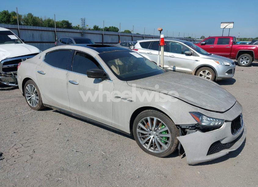 2015 Maserati Ghibli S Q4 (VIN ZAM57RTA7F1138207) main photo
