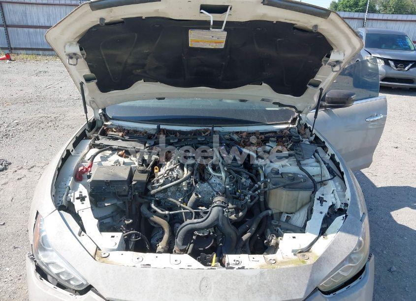 Photo 10 of 2015 Maserati Ghibli S Q4 (VIN ZAM57RTA7F1138207)