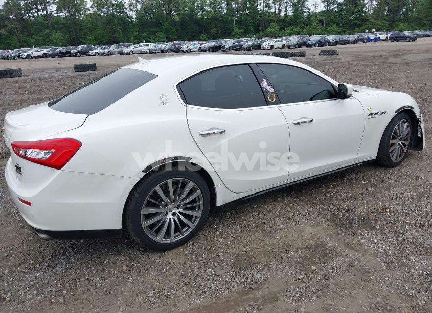 Photo 4 of 2015 Maserati Ghibli S Q4 (VIN ZAM57RTAXF1154384)