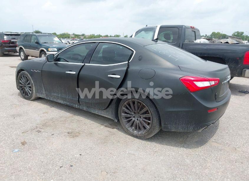 Photo 3 of 2015 Maserati Ghibli N/A (VIN ZAM57XSA8F1130476)