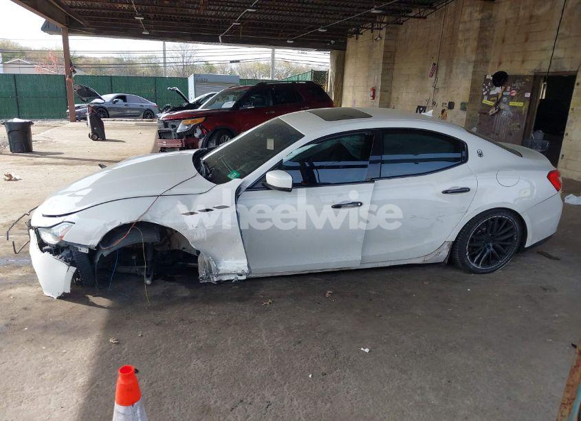 Photo 15 of 2015 Maserati Ghibli N/A (VIN ZAM57XSA9F1141342)