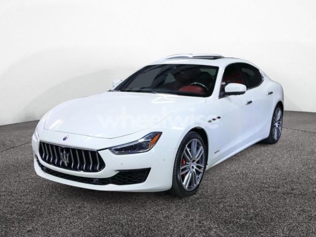 Photo 2 of 2021 MASERATI GHIBLI LUXURY (VIN ZAM57XSL2M1364692)