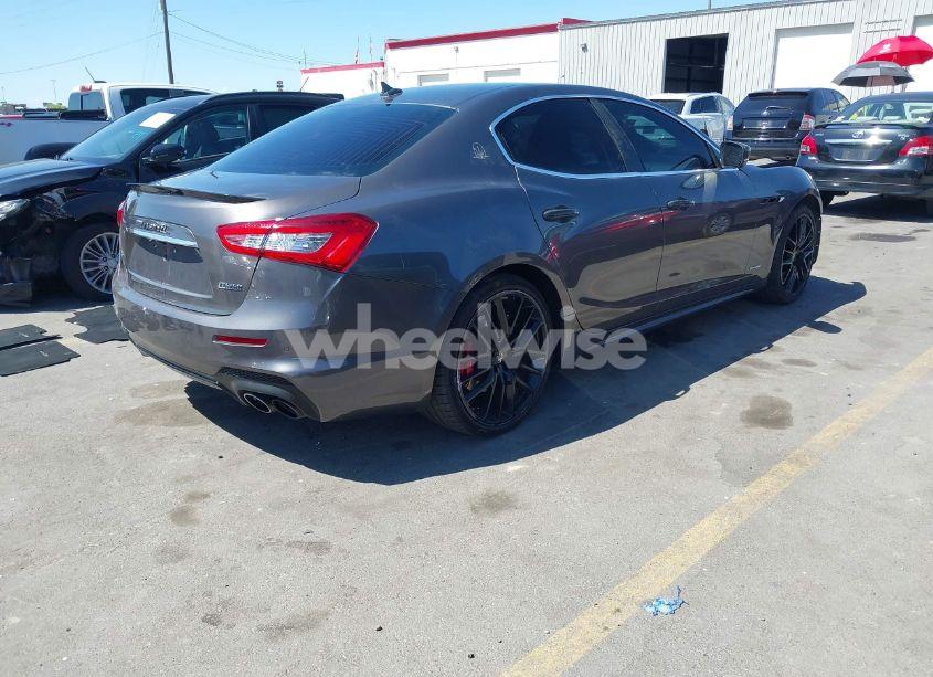 Photo 4 of 2020 Maserati Ghibli S GRANSPORT (VIN ZAM57YSS8L1353160)