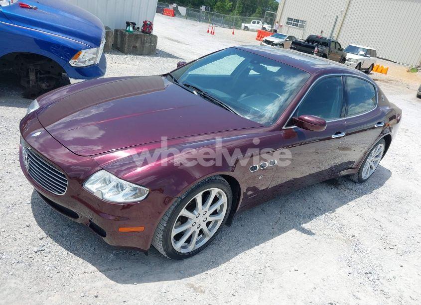 Photo 2 of 2007 Maserati Quattroporte BASE AUTOMATIC/EXECUTIVE GT AUTOMATIC/SPORT GT AUTOMATIC (VIN ZAMFE39A670031803)