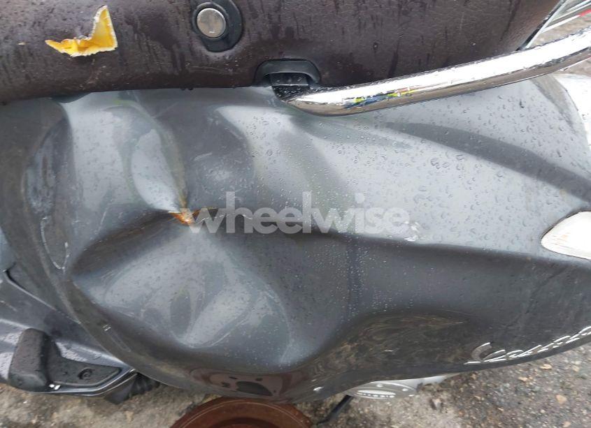 Photo 15 of 2022 Vespa Primavera/sprint 50 (VIN ZAPCA06B9N5104627)