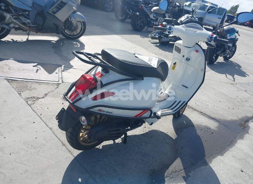 Photo 4 of 2022 Vespa Primavera/sprint 150 (VIN ZAPM818G3N5802293)