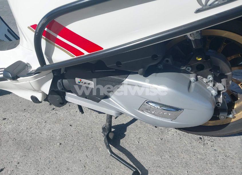 Photo 9 of 2022 Vespa Primavera/sprint 150 (VIN ZAPM818G3N5802293)