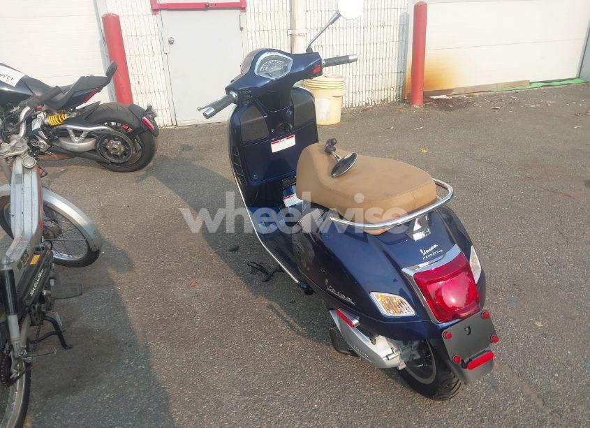 Photo 3 of 2020 Vespa Gts N/A (VIN ZAPMA39M0L5100546)