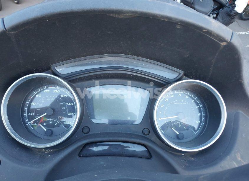 Photo 7 of 2020 Piaggio Mp3 500 (VIN ZAPTA10X3L5000092)