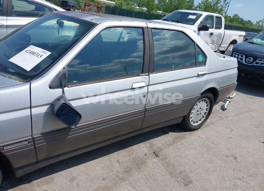 Photo 14 of 1991 Alfa Romeo 164 L (VIN ZAREA43L4M6183217)