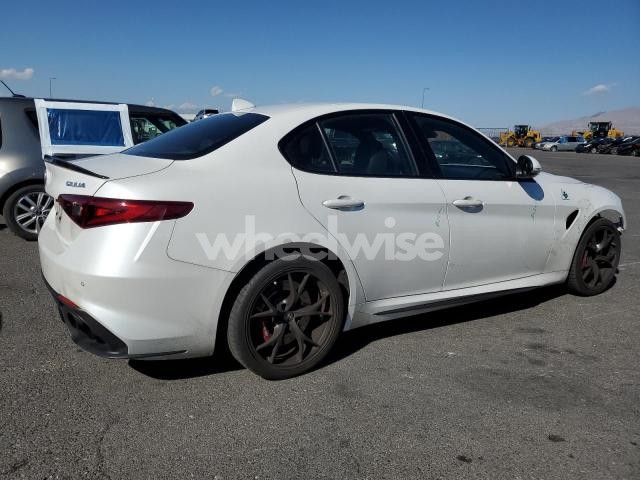 Photo 2 of 2018 ALFA ROMEO GIULIA QUADRIFOGLIO N/A (VIN ZARFAEAV8J7584256)