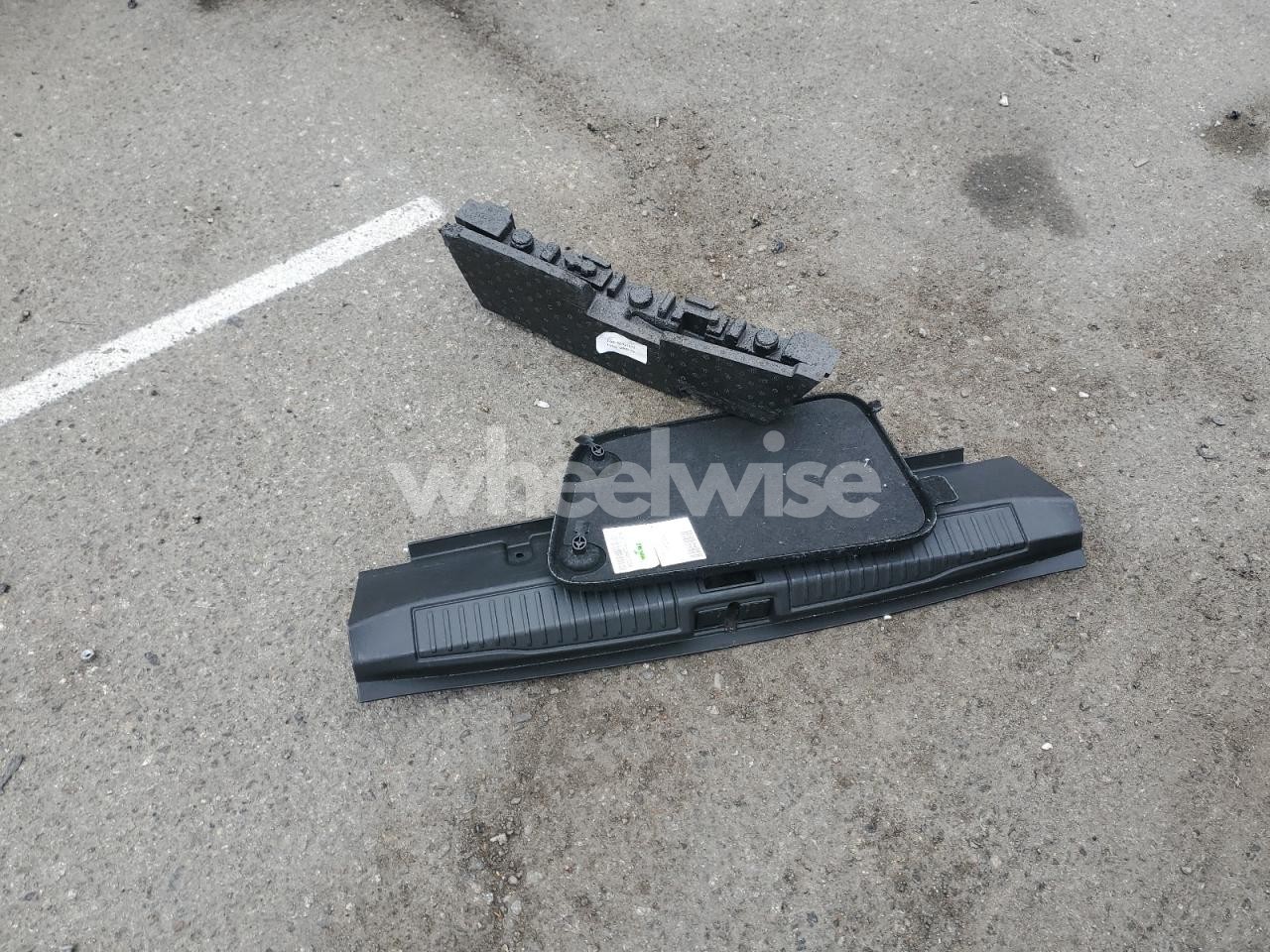 Photo 12 of 2017 ALFA ROMEO GIULIA TI (VIN ZARFAECN1H7530000)