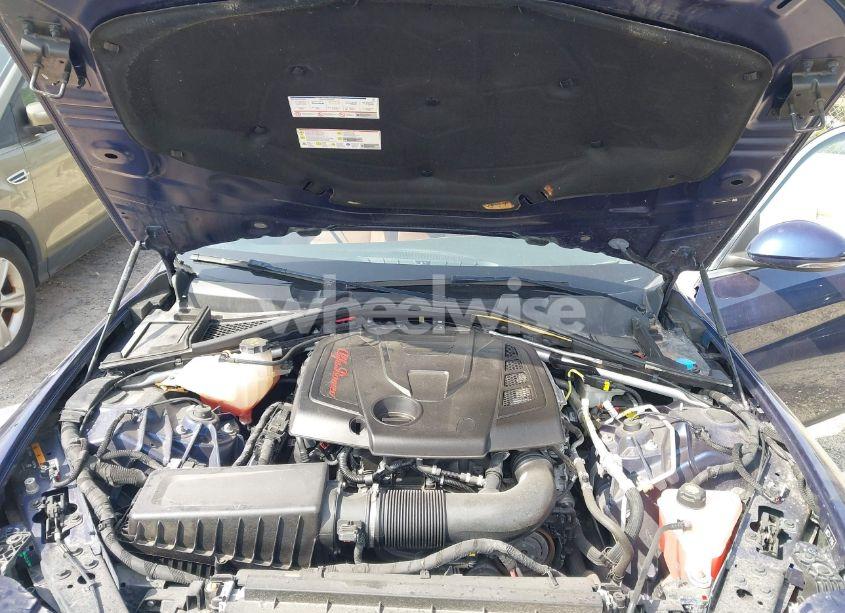 Photo 10 of 2018 Alfa Romeo GIULIA TI LUSSO AWD (VIN ZARFAEEN5J7580384)