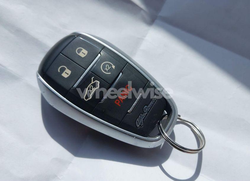 Photo 11 of 2018 Alfa Romeo GIULIA TI LUSSO AWD (VIN ZARFAEEN5J7580384)