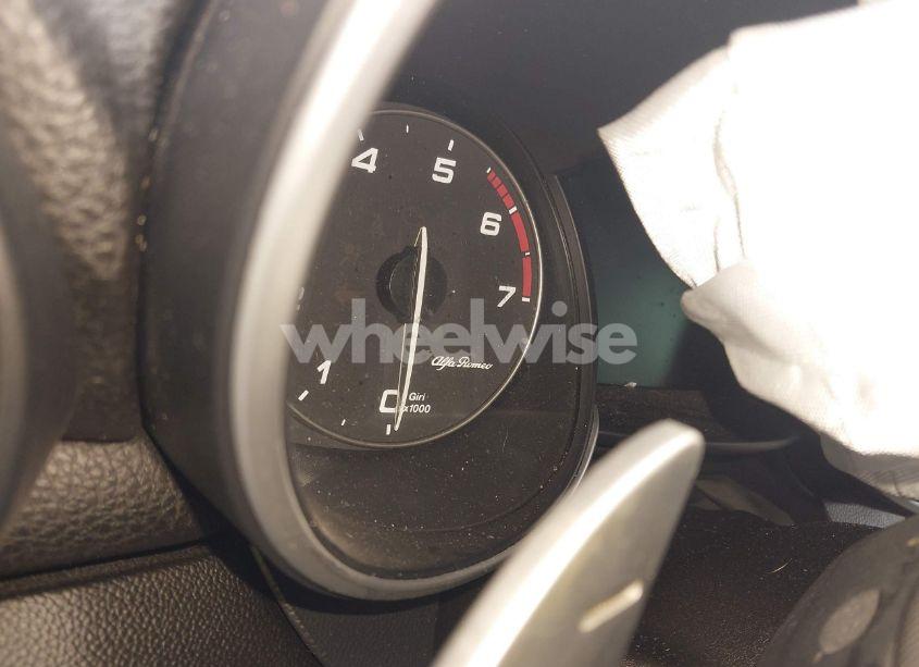 Photo 16 of 2018 Alfa Romeo GIULIA TI SPORT AWD (VIN ZARFAEEN5J7597346)