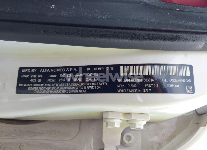 Photo 9 of 2018 Alfa Romeo GIULIA TI SPORT AWD (VIN ZARFAEEN8J7583814)