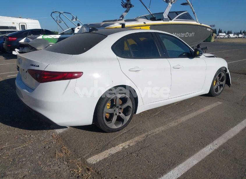 Photo 4 of 2019 Alfa Romeo GIULIA TI RWD (VIN ZARFAMBN3K7620896)