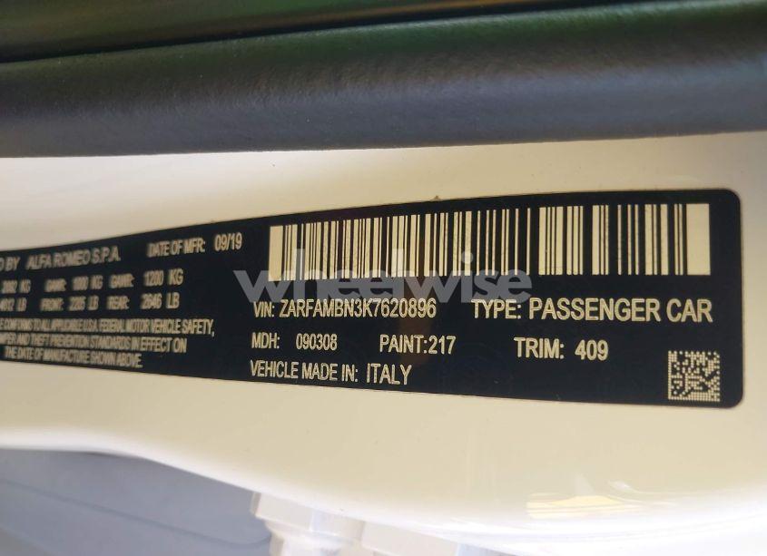 Photo 9 of 2019 Alfa Romeo GIULIA TI RWD (VIN ZARFAMBN3K7620896)
