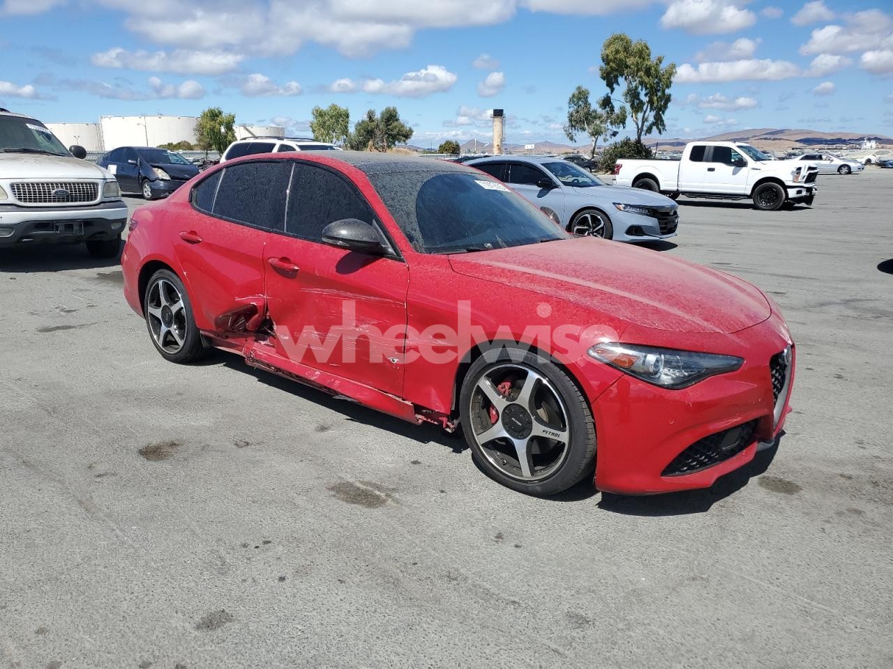 Photo 4 of 2021 ALFA ROMEO GIULIA TI (VIN ZARFAMBN3M7639936)