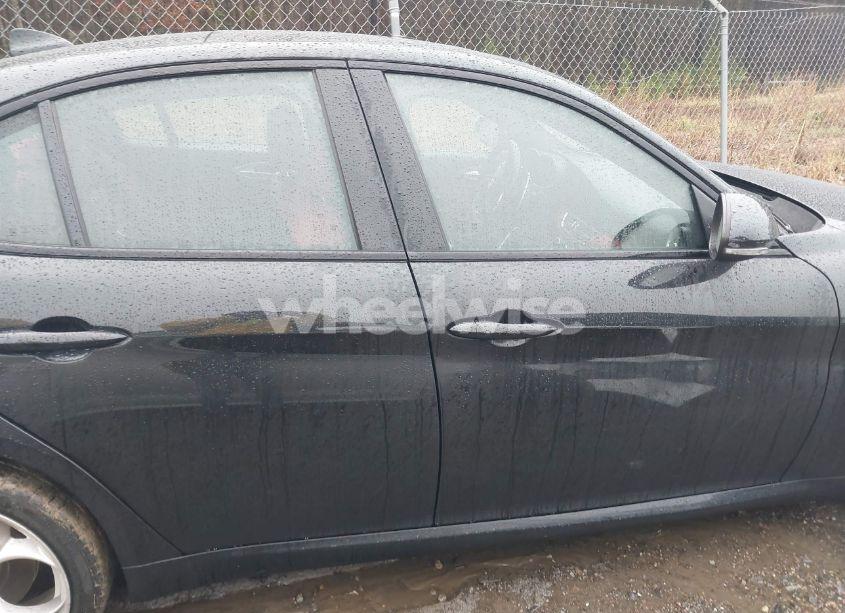 Photo 14 of 2021 Alfa Romeo GIULIA TI SPORT RWD (VIN ZARFAMBN4M7641727)