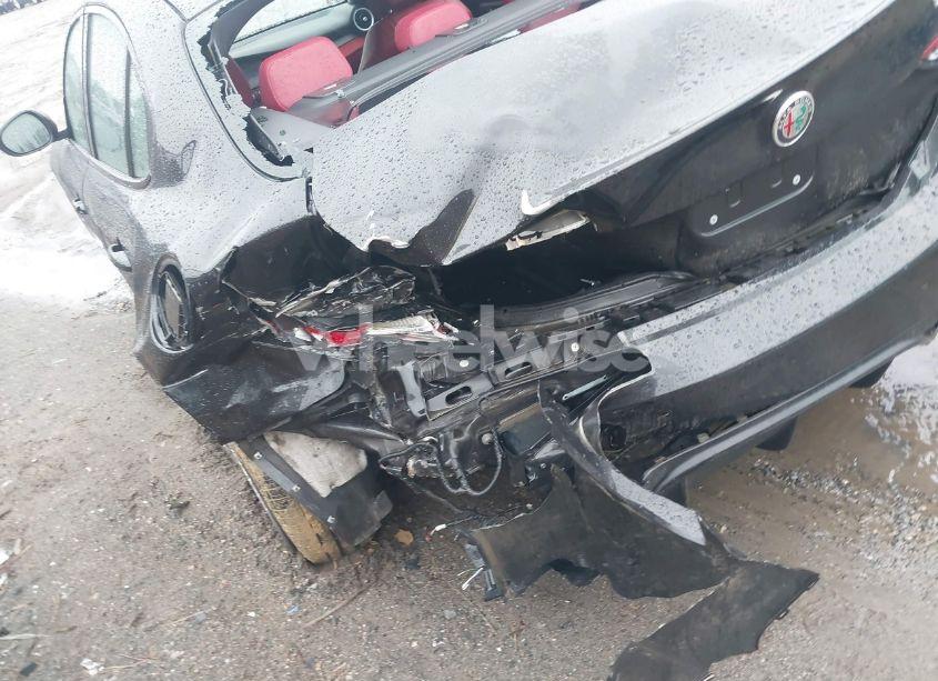 Photo 6 of 2021 Alfa Romeo GIULIA TI SPORT RWD (VIN ZARFAMBN4M7641727)