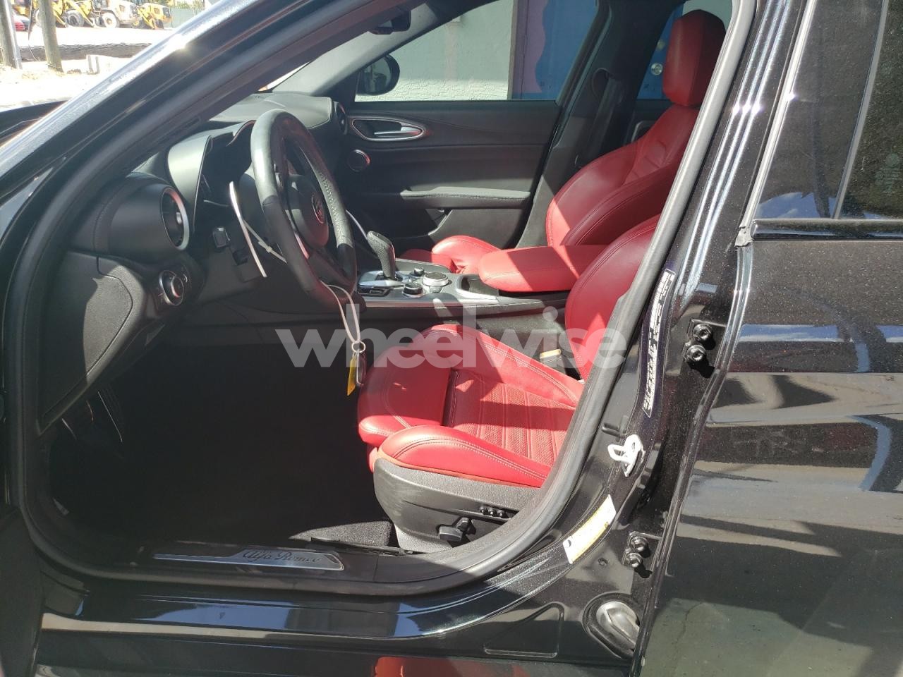 Photo 7 of 2022 ALFA ROMEO GIULIA SUPER (VIN ZARFAMBN6N7664850)