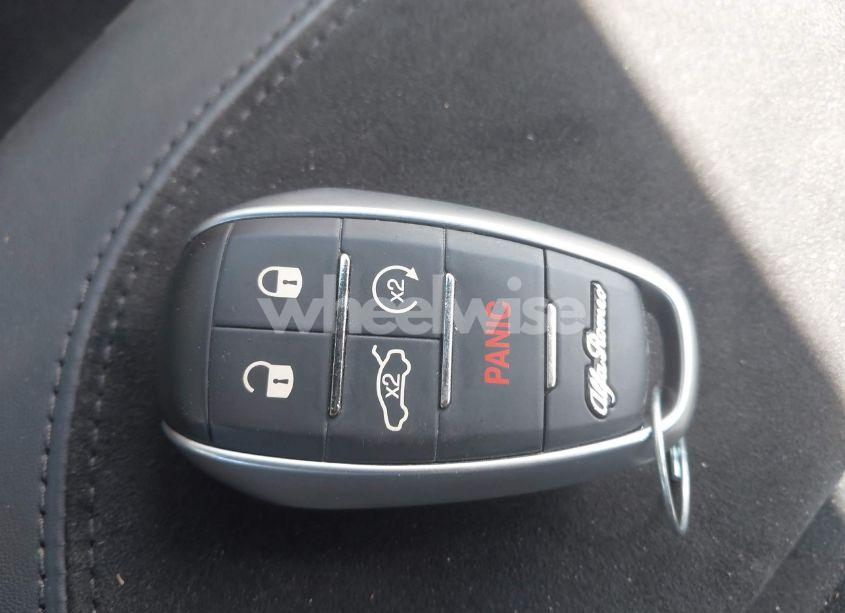 Photo 11 of 2021 Alfa Romeo GIULIA QUADRIFOGLIO RWD (VIN ZARFAMEV1M7648209)