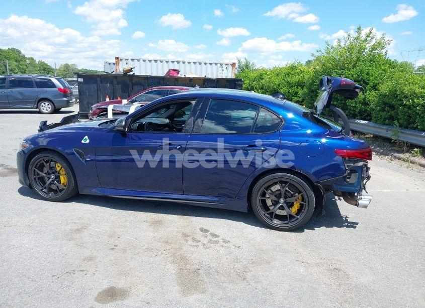 Photo 15 of 2020 Alfa Romeo GIULIA QUADRIFOGLIO RWD (VIN ZARFAMEV7L7632532)