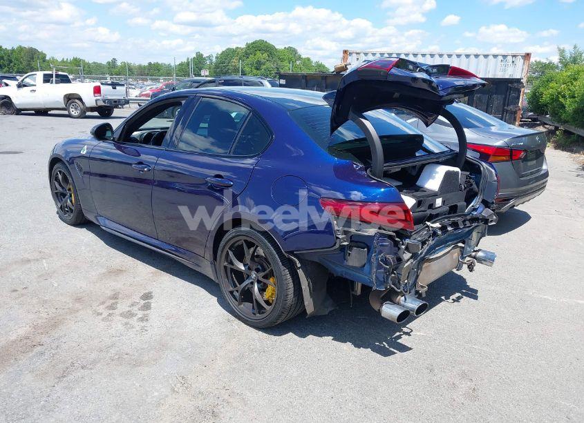 Photo 3 of 2020 Alfa Romeo GIULIA QUADRIFOGLIO RWD (VIN ZARFAMEV7L7632532)