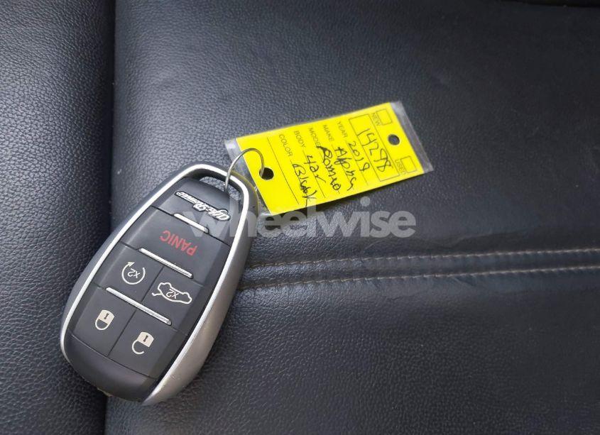 Photo 11 of 2019 Alfa Romeo GIULIA AWD (VIN ZARFANAN6K7612900)