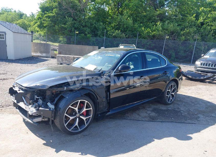 Photo 17 of 2019 Alfa Romeo GIULIA AWD (VIN ZARFANAN6K7612900)