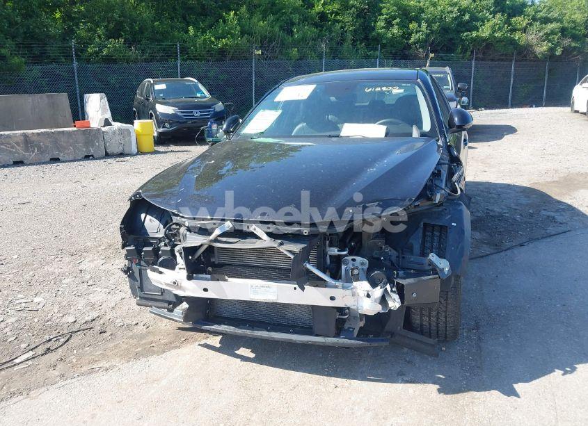 Photo 18 of 2019 Alfa Romeo GIULIA AWD (VIN ZARFANAN6K7612900)